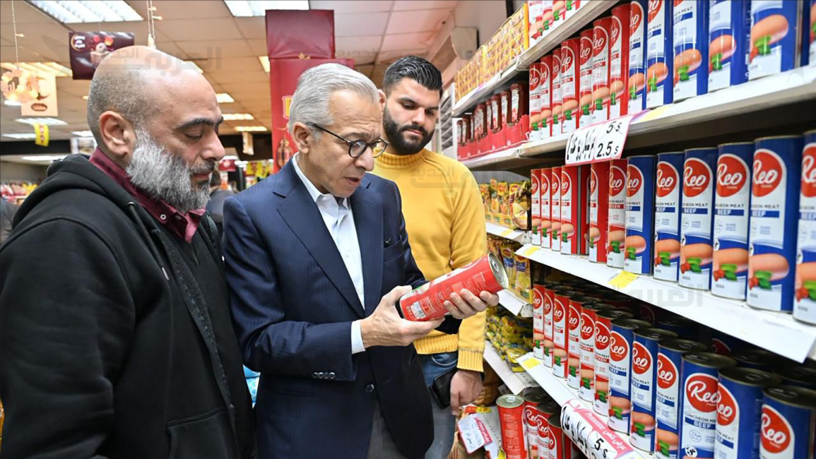 وزير الاقتصاد بعد جولة ميدانية على الأسعار:
كثّفنا الدوريات ولن نتهاون مع أي مخالفة