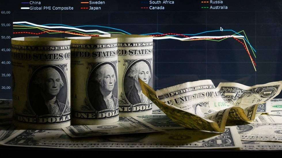 هل تنهار قوة الدولار؟ تراجع سندات الخزانة يثير قلق المستثمرين