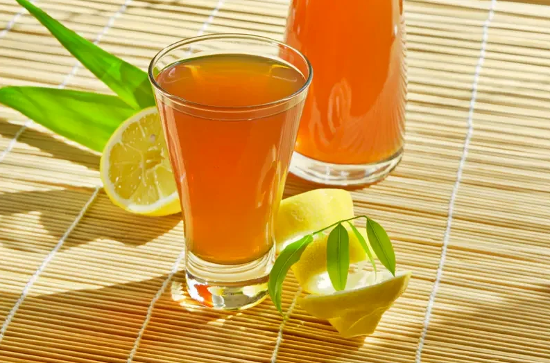 مشروبات طبيعية تخفف الانتفاخ بعد الإفطار في رمضان