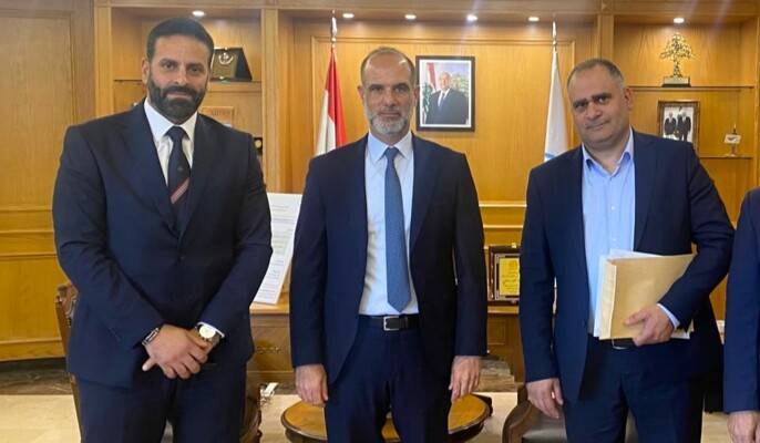 مسعد يبحث مع رسامني إعادة تأهيل طرقات جزين