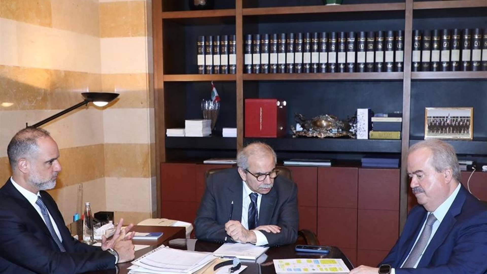 ملف الأملاك البحرية على طاولة سلام