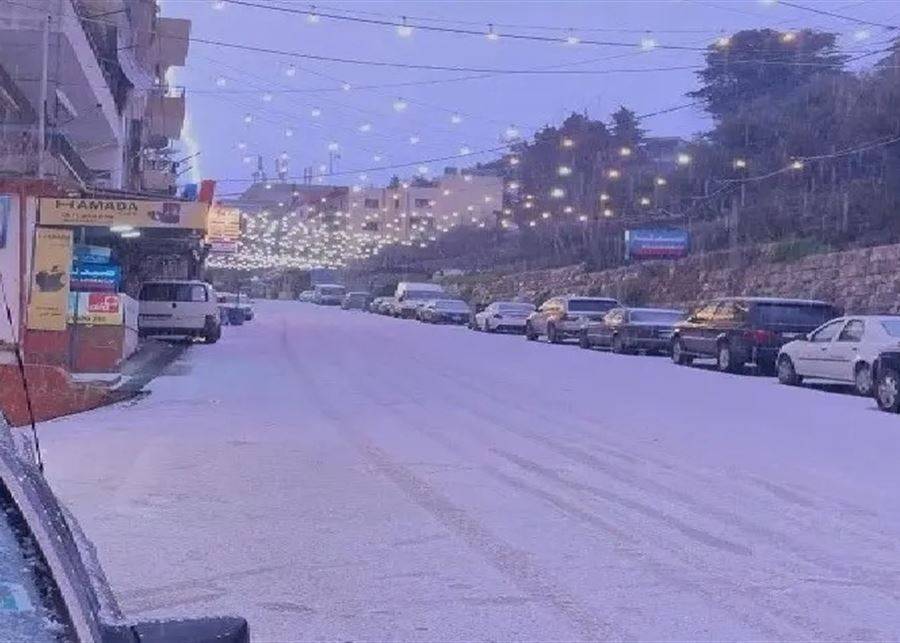 الصقيع مستمر والحرارة لامست الصفر عند الـ 700 متر في الضنية