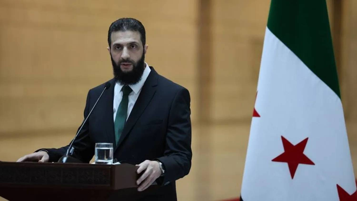 الشرع متضامن مع الإمارات