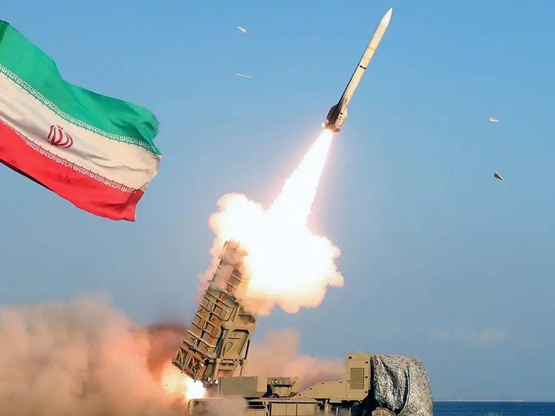 إيران تعلن استهداف 7 قواعد أميركية في سبع دول.. والرد الحاسم لم يأت بعد
