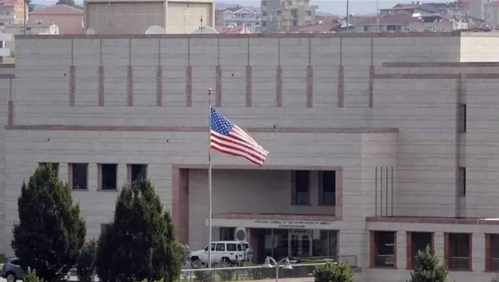 السفارة الأميركية في بيروت لمواطنيها: غادروا لبنان الآن