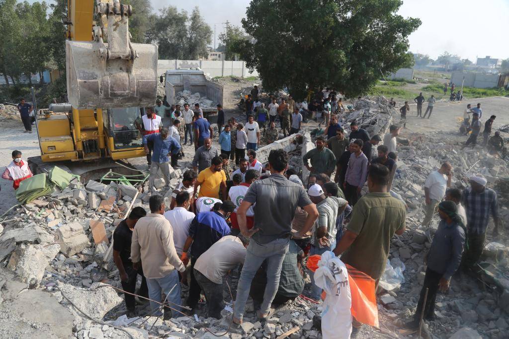 مفوض حقوق الإنسان: هجوم مدرسة في إيران يرقى لجريمة حرب