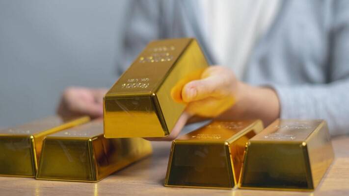 ارتفاع سعر برميل برنت إلى 85،12 دولارًا
والذهب يهوي 5% والفضة 11% بسبب الحرب القائمة