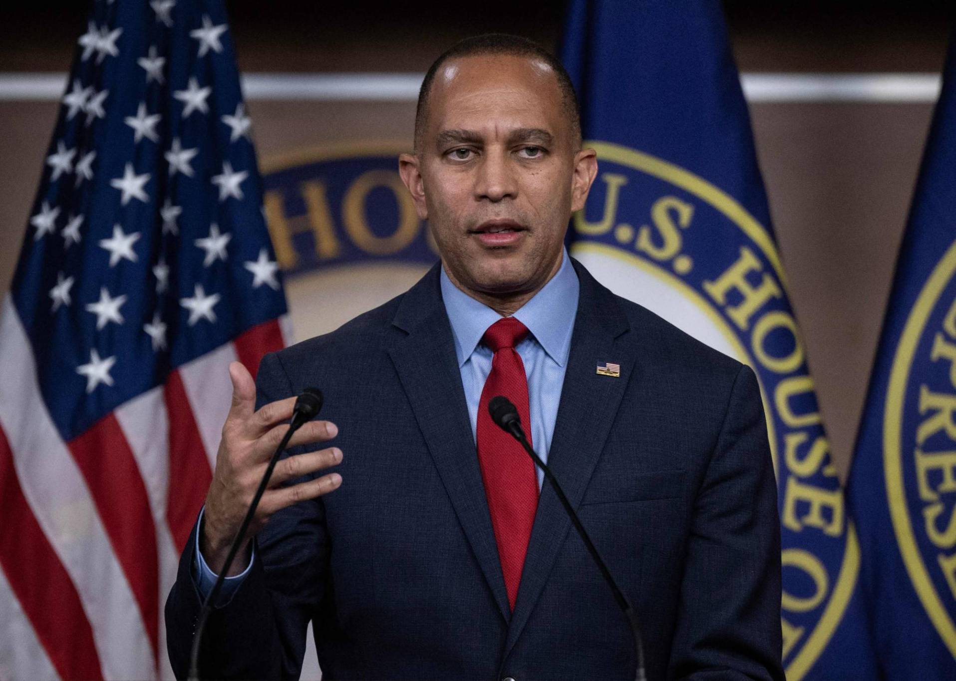 خلاف دستوري في واشنطن بشأن صلاحيات إعلان الحرب
