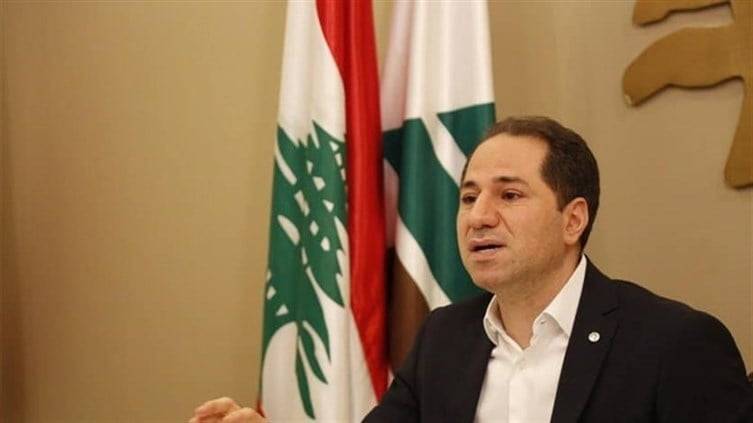 الجميّل يتواصل مع رؤساء بلديات الجنوب دعماً للصمود
