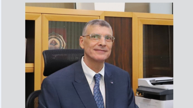 رئيس جامعة رفيق الحريري يؤكد التزام الجامعة بالقرارات الرسمية ويدعو للتكاتف في المرحلة الحساسة