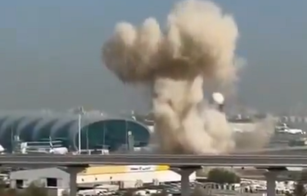 بالفيديو - استهداف مطار دبي
