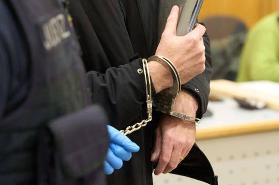 إيران تعلن توقيف 30 شخصاً بتهم التجسس