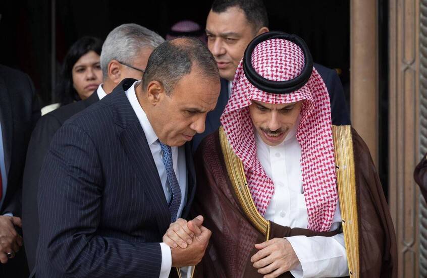 مصر والسعودية تبحثان التصعيد وتؤكدان الحل السياسي