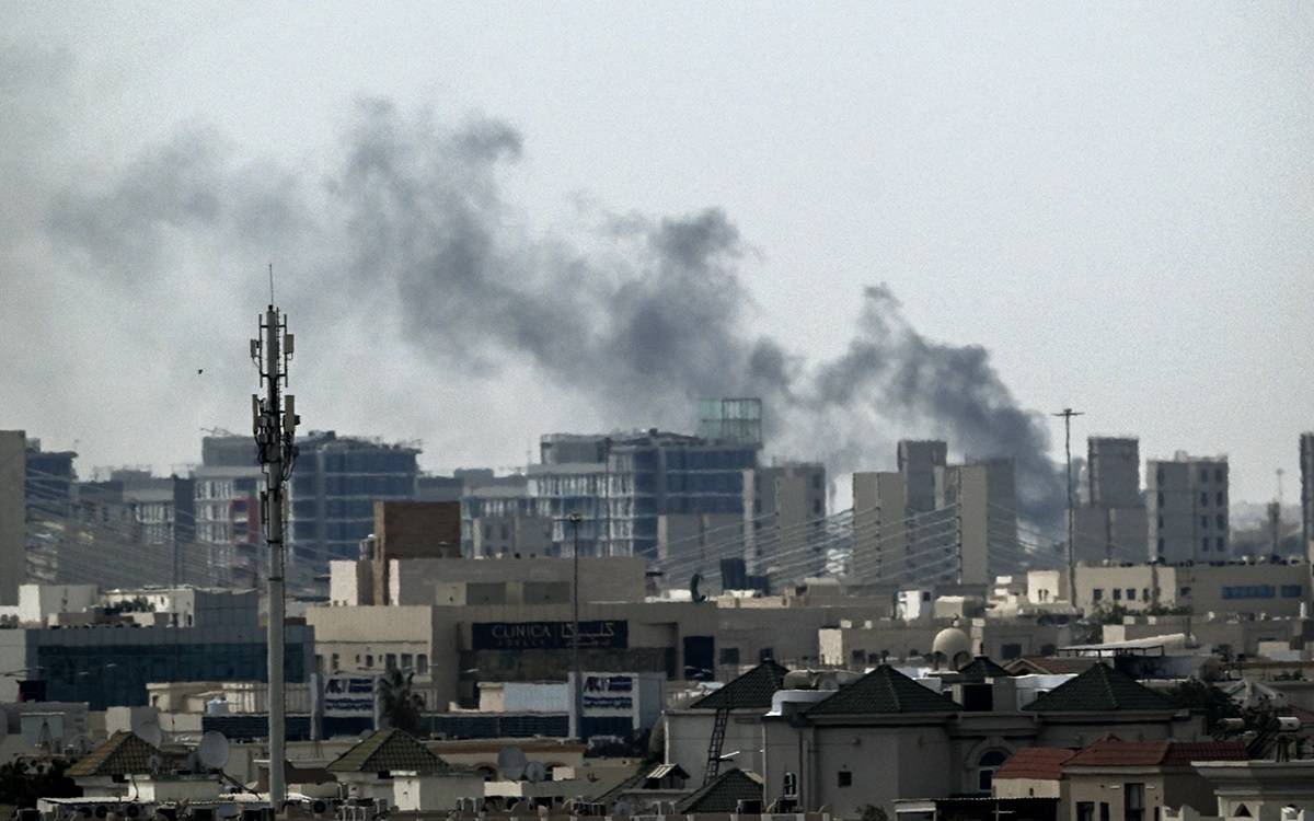 قطر تعلن التصدي لهجمة صاروخية فوق الدوحة