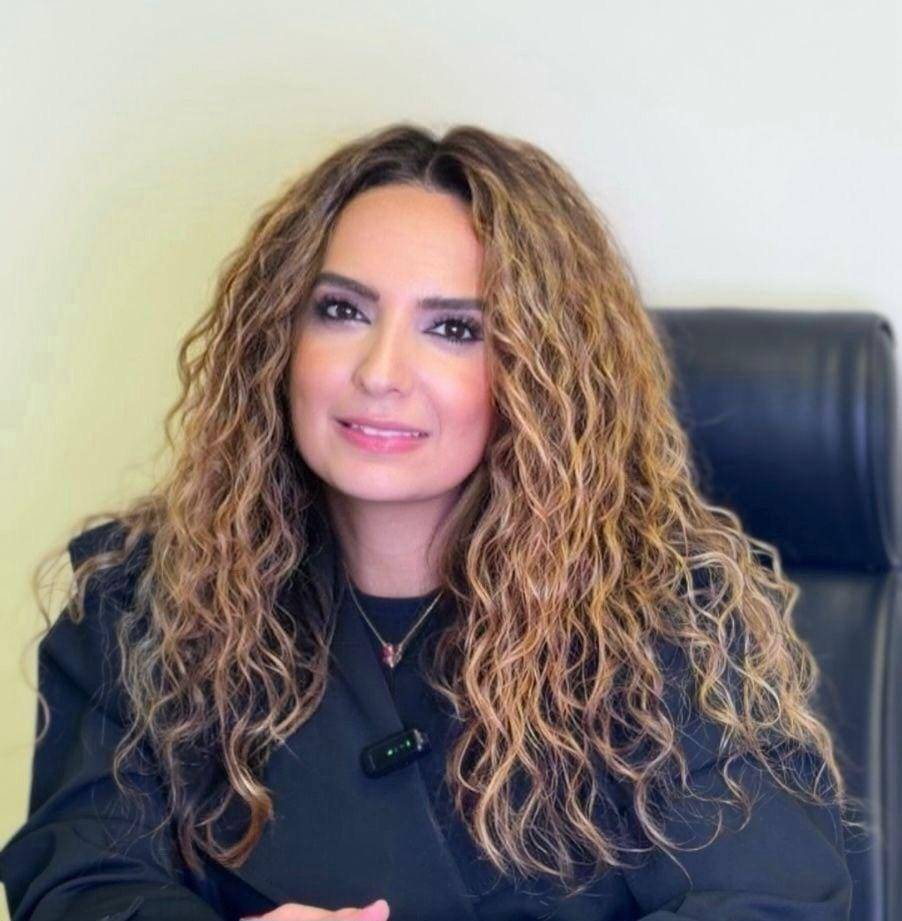 المدرّبة في الارشاد الأسري منال نصّولي تكشف: هكذا نحمي أطفالنا في زمن الحروب!