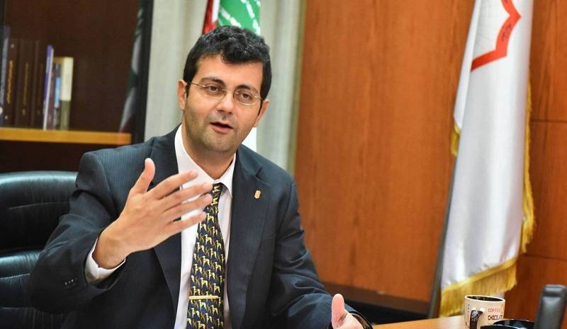 سلوم يطالب بتعديل الدستور لإعلان لبنان دولة حيادية