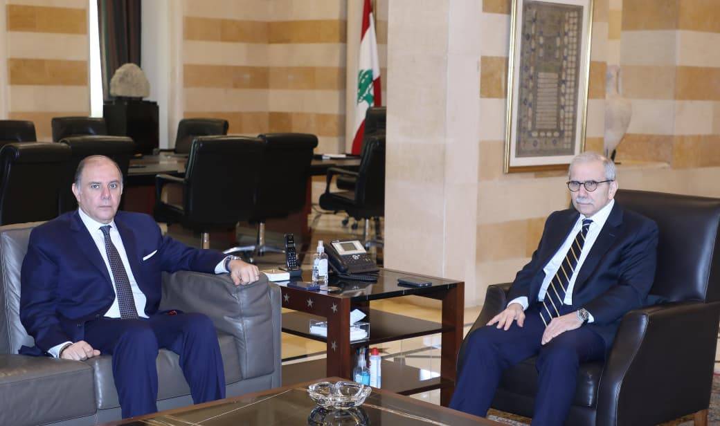 التدابير المالية في ظل الحرب بين سلام وحاكم مصرف لبنان