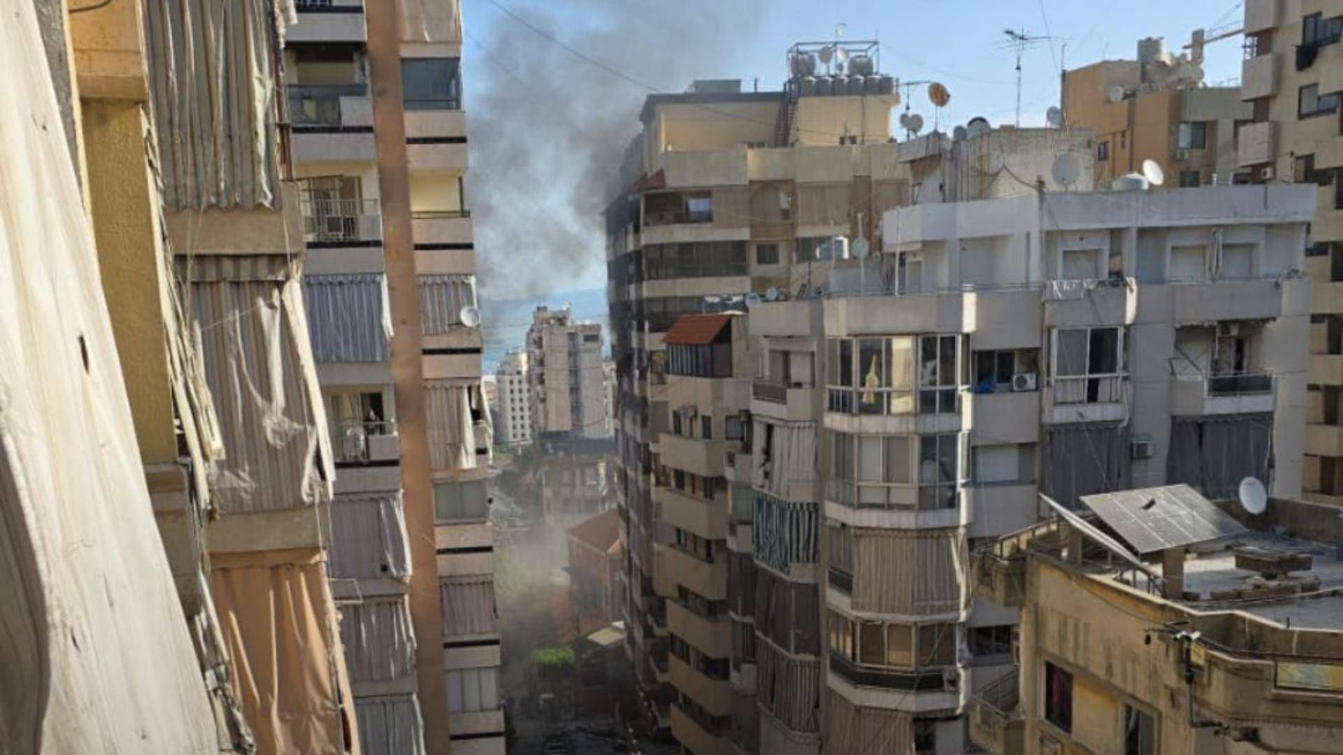 غارة على زقاق البلاط.. وإستشهاد إعلامي وزوجته!