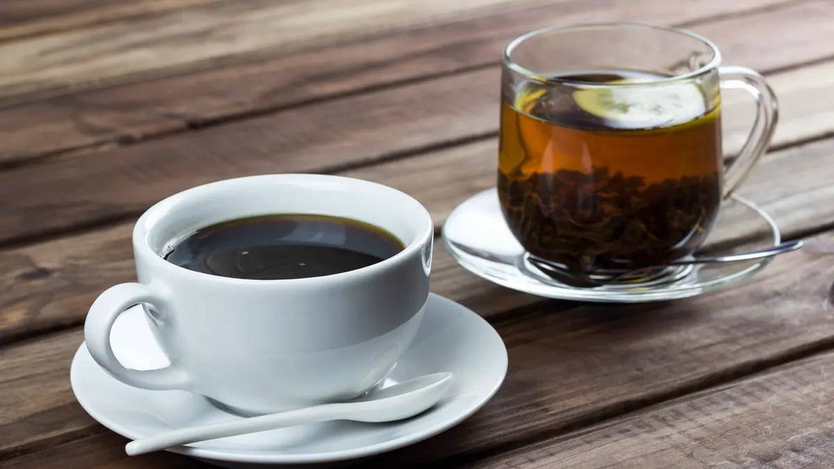الشاي والقهوة في رمضان.. ما هو التوقيت الأفضل لتناولهما؟