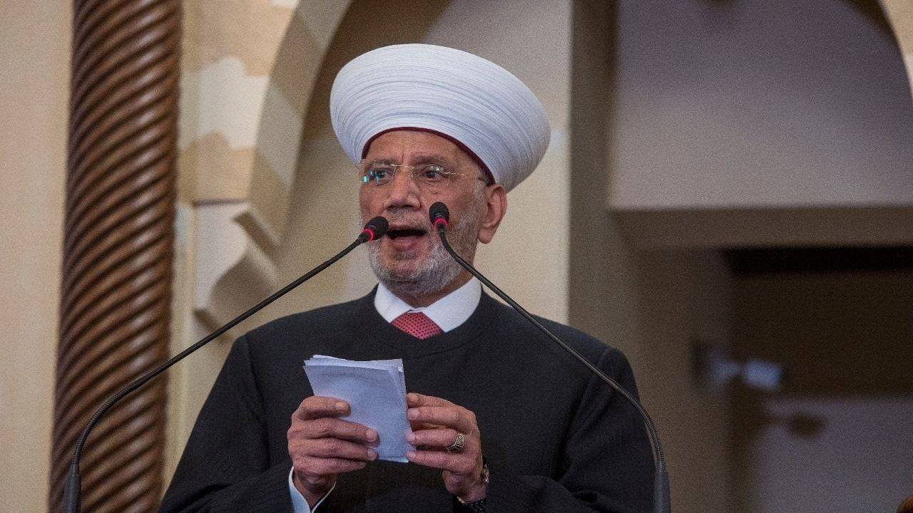 دار الفتوى: الجمعة أول أيام عيد الفطر