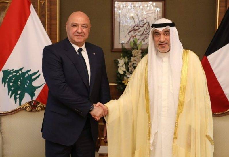 عون هنأ أمير الكويت بالعيد: متضامنون معكم وندين الاعتداءات