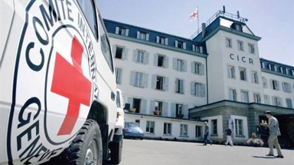 اللجنة الدولية للصليب الأحمر: الحرب تنذر  بالوصول إلى نقطة اللاعودة