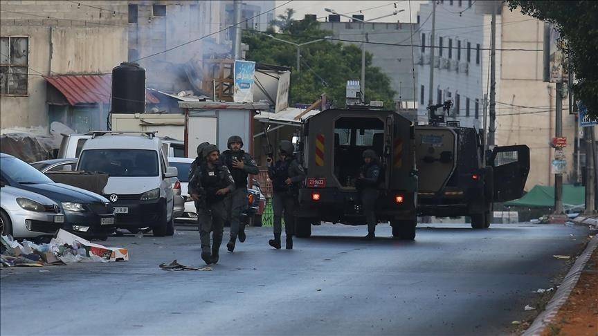 إصابة 3 فلسطينيين برصاص الاحتلال خلال اقتحام نابلس