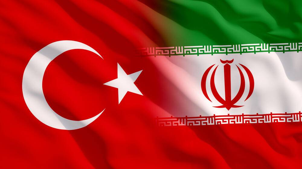 أنقرة تؤدي دور الوسيط بين طهران وواشنطن