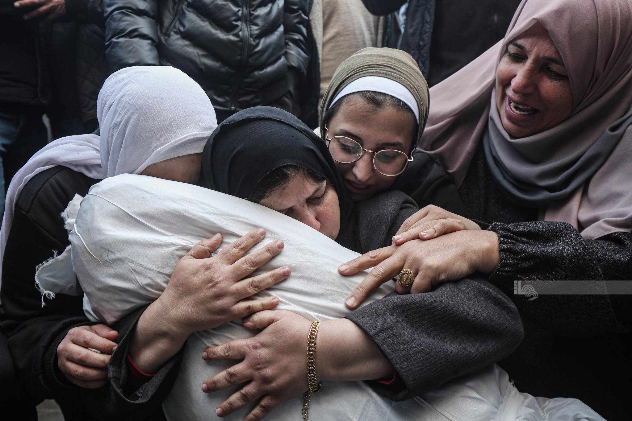 غزة: استشهاد 4 فلسطينيين بقصف إسرائيلي