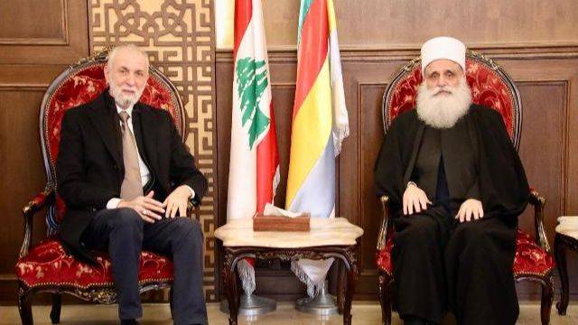 شيخ العقل يبحث مع شمس الدين سبل تعزيز التضامن الوطني
