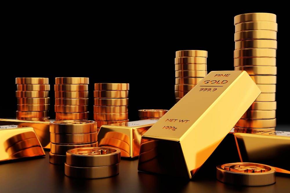 الذهب يقفز بأكثر من 2% مع تراجع الدولار