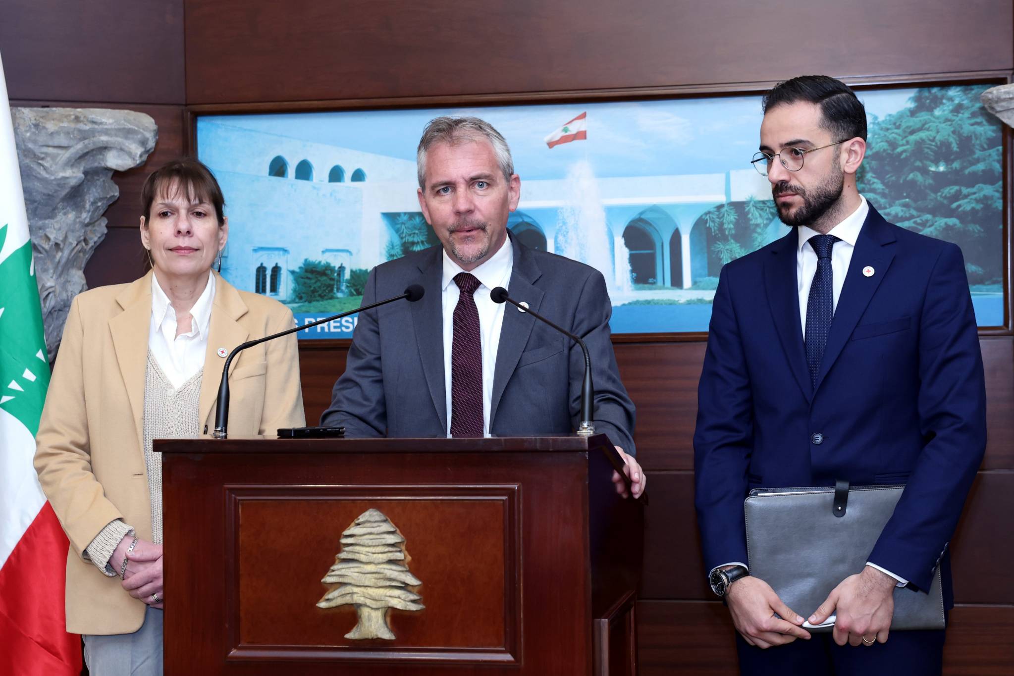 الصليب الأحمر الدولي يحذّر من تفاقم الأزمة في لبنان