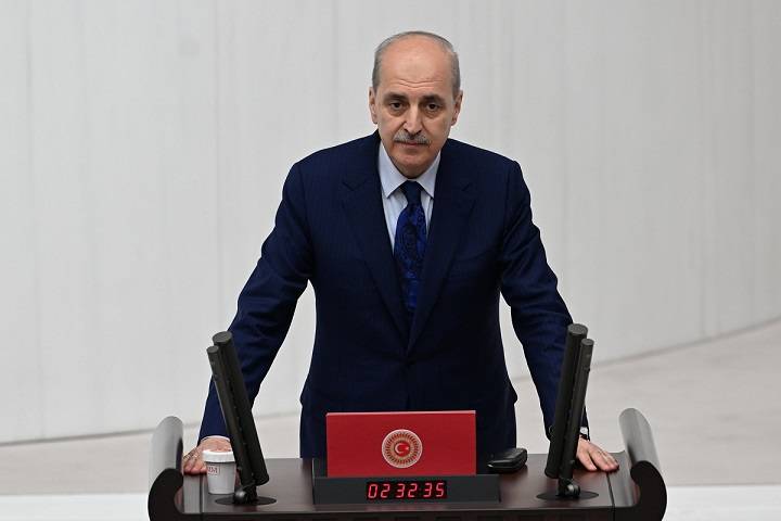 رئيس البرلمان التركي: "​إسرائيل"​ دفعت ​الولايات المتحدة​ إلى حرب غامضة