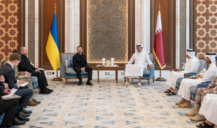 قطر وأوكرانيا توقّعان اتفاقاً دفاعياً وسط تصاعد التوتر