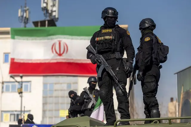 الشرطة الإيرانية تلقي القبض على 41 عميلاً في محافظتي لرستان و أذربيجان الشرقية