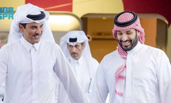 أمير قطر يلتقي ولي العهد السعودي