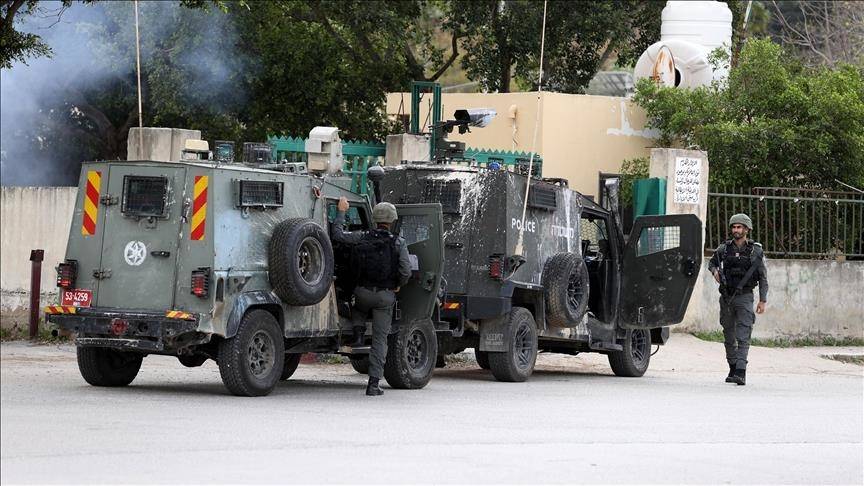 إصابة 3 فلسطينيين إثر هجوم مستوطنين شمالي الضفة
