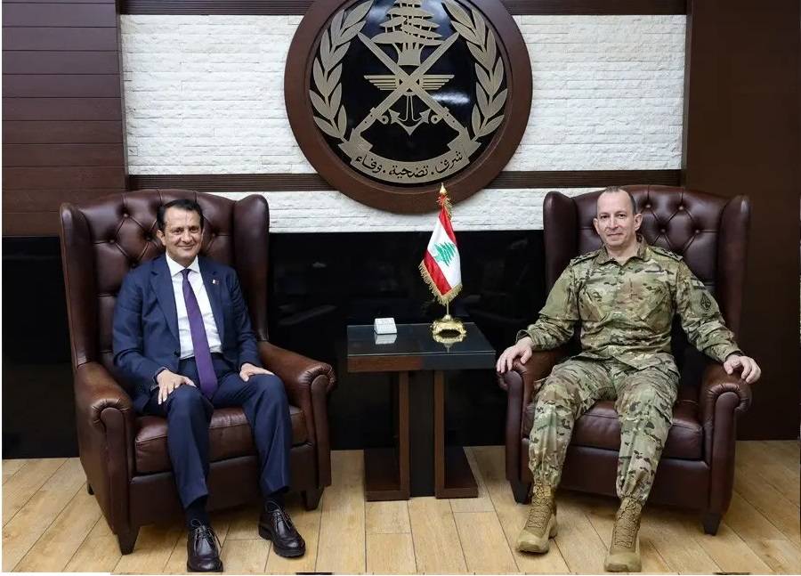 الأوضاع العامة والتطورات محور لقاء هيكل والسفير القطري