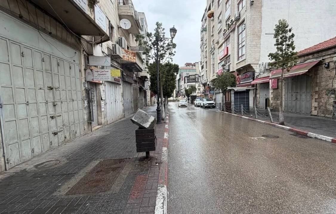 تنديداً بقانون "إعدام الأسرى"... إضراب شامل في الضفة الغربية والقدس