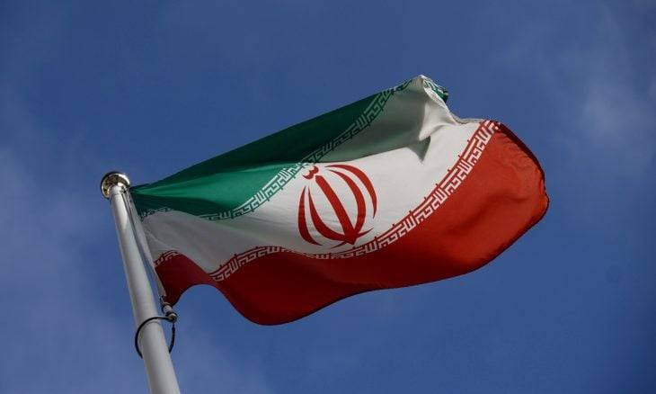 إيران تنفي طلب ترامب وقف إطلاق النار
