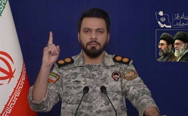 ايران: سنكشف عن أنظمة أحدث للدفاع الجوي في الميدان