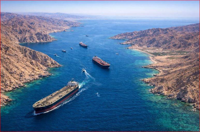 ناقلاتا غاز مسال ترفعان علم الهند تعبران هرمز