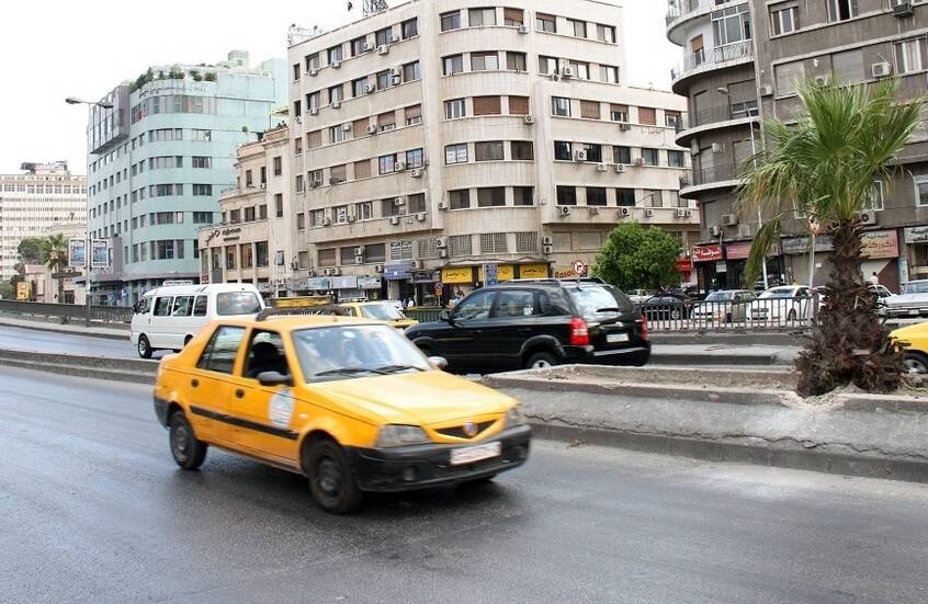 اعتصام سائقي التاكسي في دمشق ضد الفوضى والمنافسة