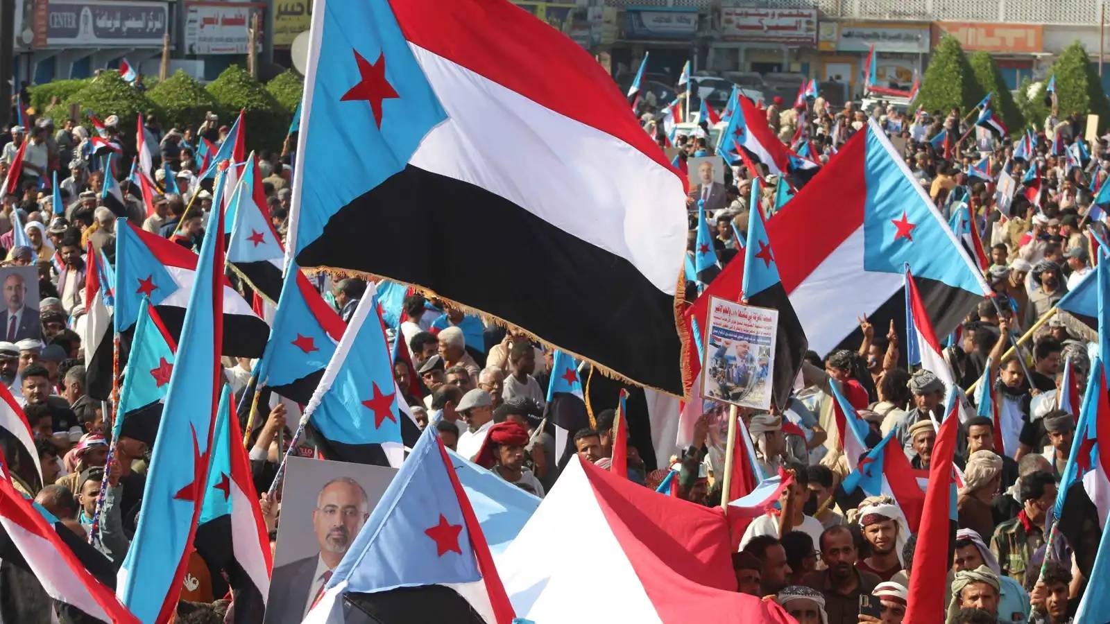 تظاهرات حاشدة في اليمن الجنوبي رفضا للوصايات الخارجية