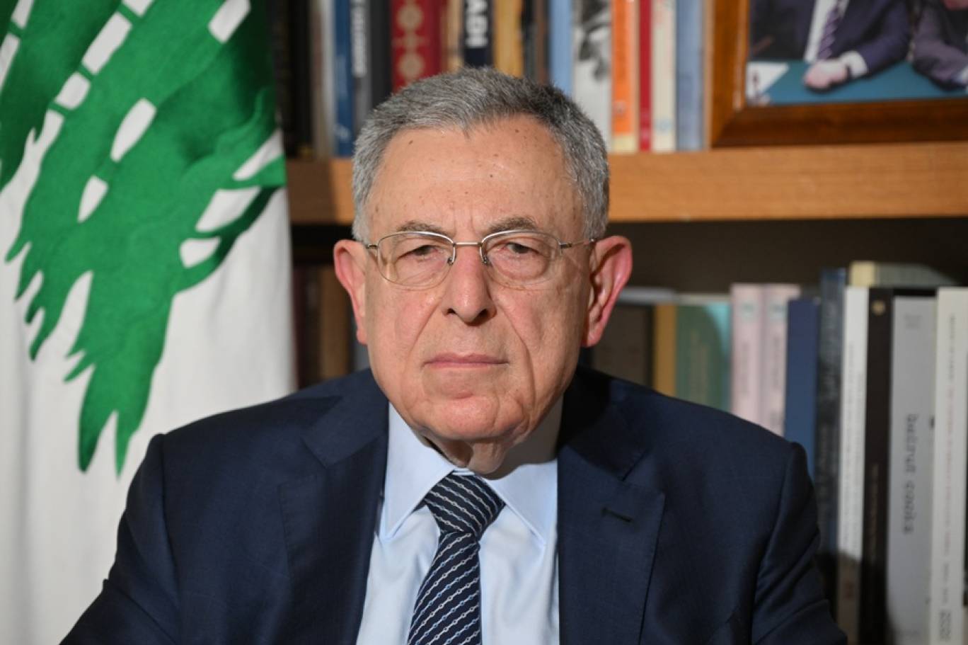 السنيورة: استهداف سلام ورموز الدولة مرفوض
