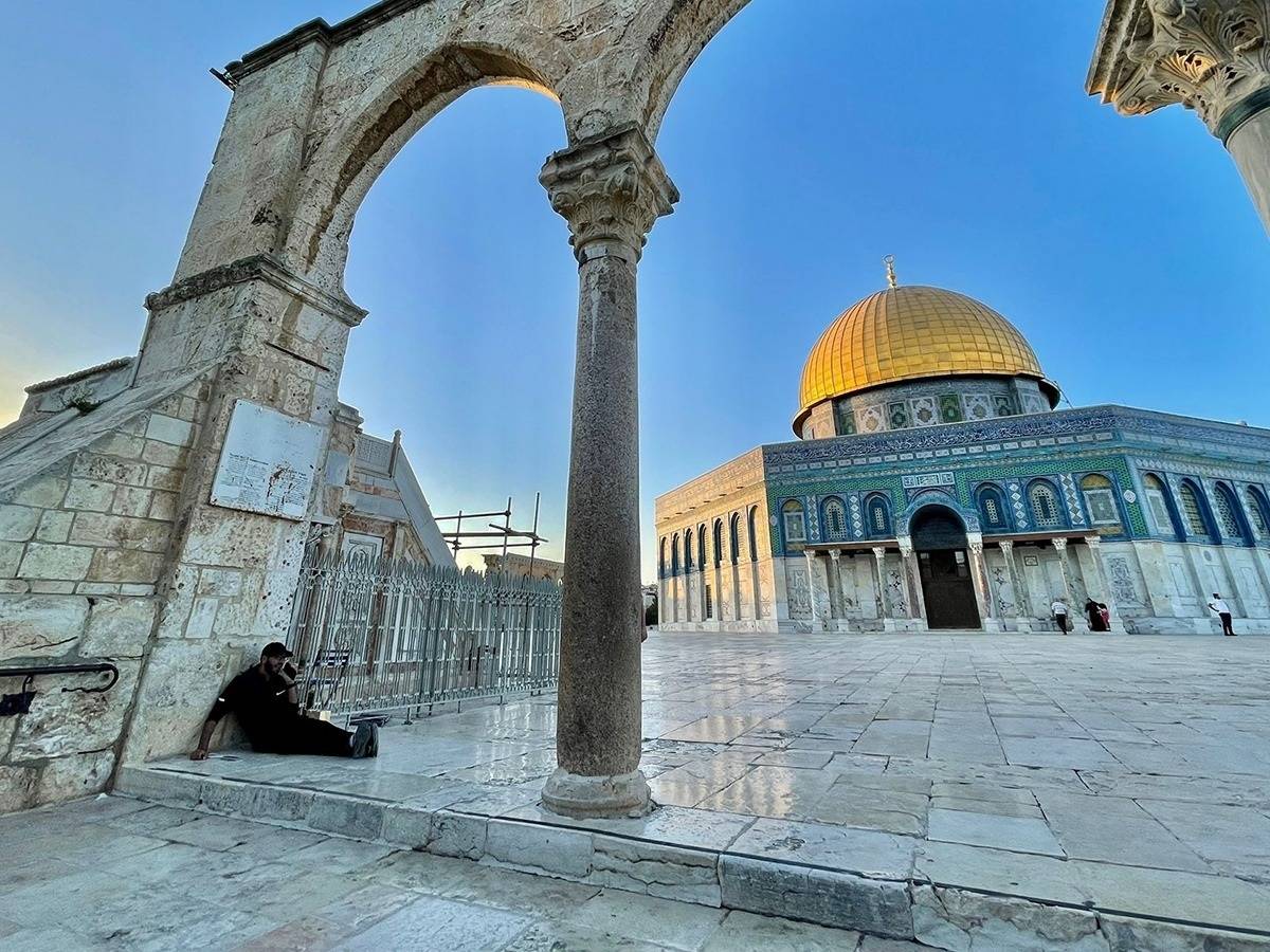 آلاف المصلين الفلسطينيين في المسجد الأقصى مجدداً
