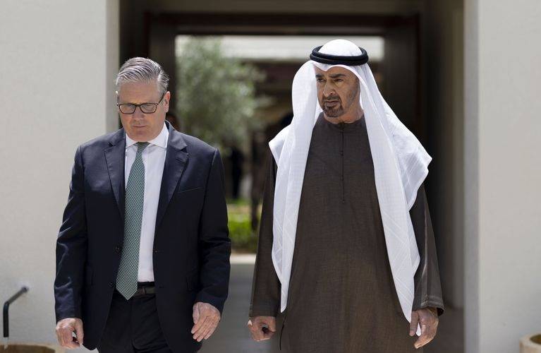 تطورات الشرق الأوسط بين رئيس الامارات ورئيس وزراء بريطانيا