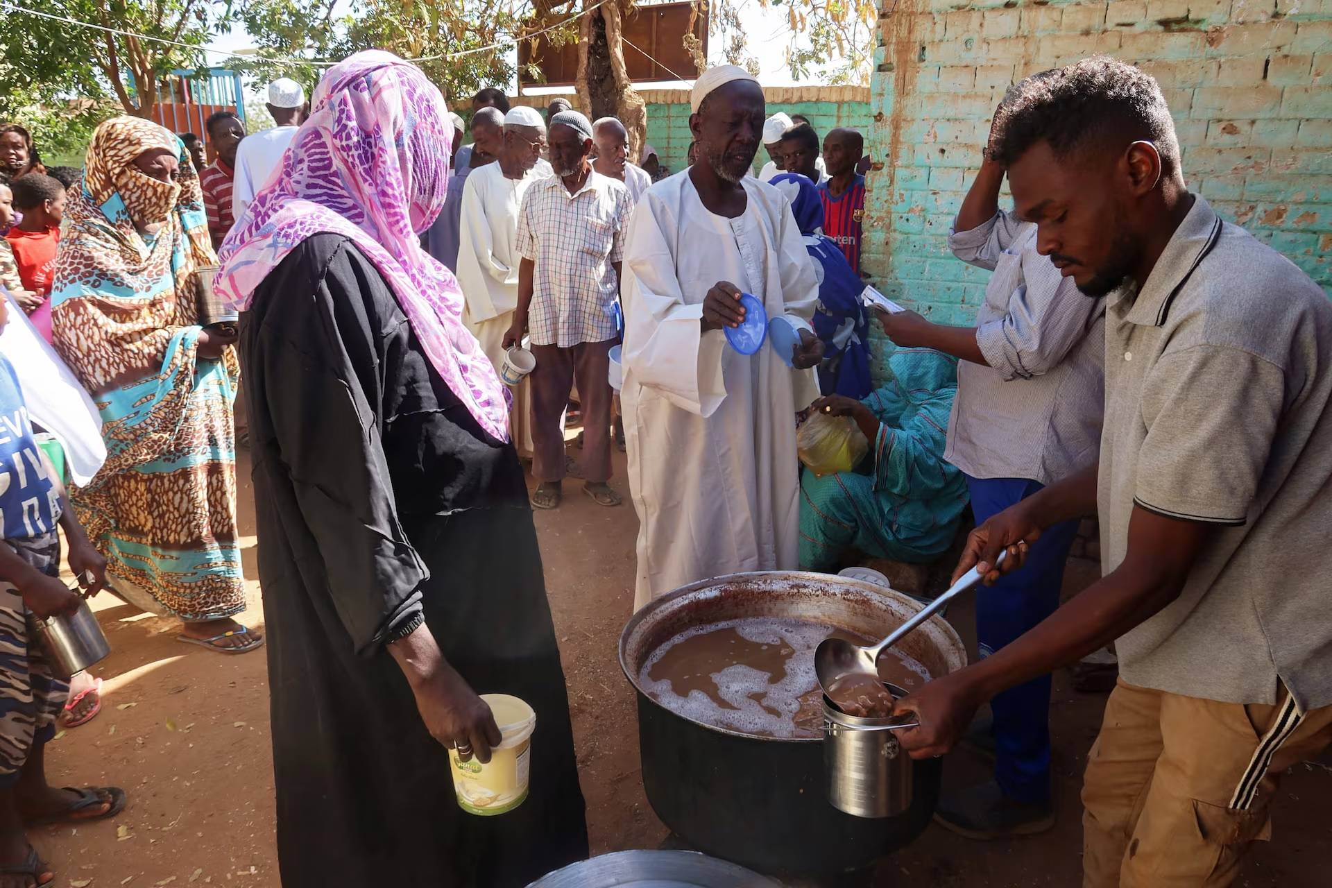 حياة أكثر من مليون لاجئ سوداني مهددة!