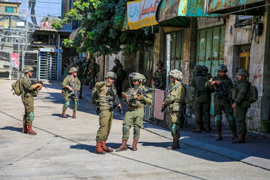 استشهاد شاب فلسطيني برصاص مستوطنين في رام الله
