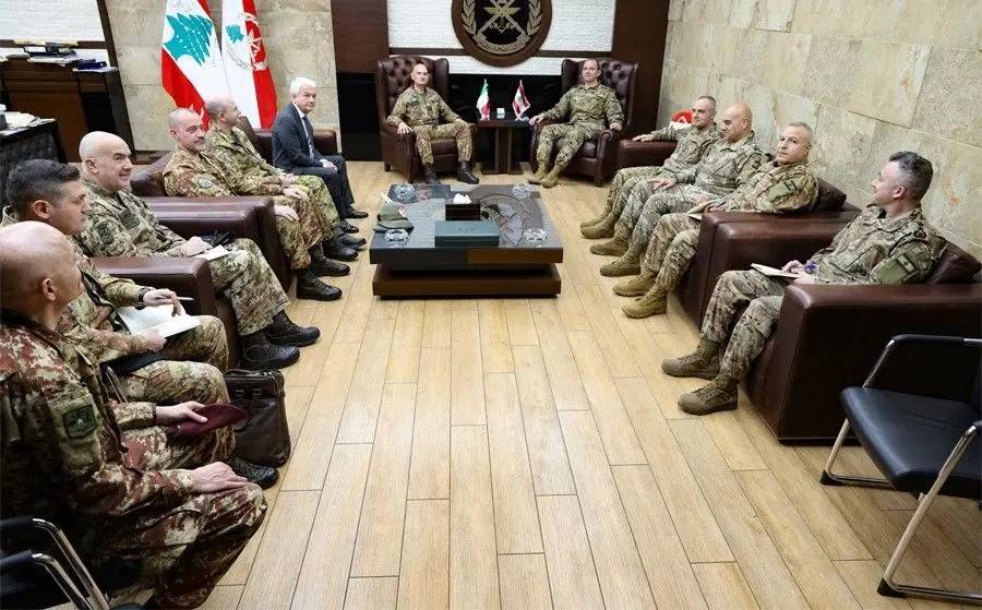 سبل دعم الجيش بين هيكل ووفد ايطالي
